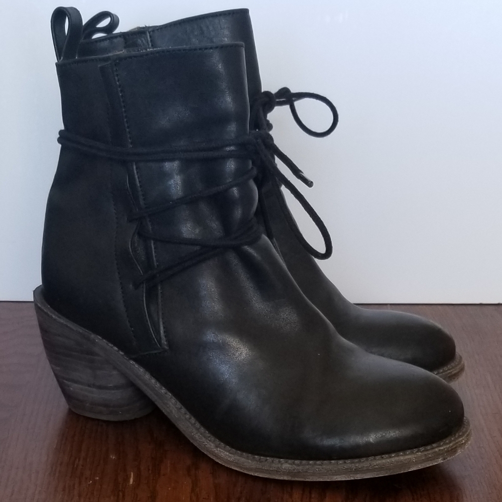 Black Ankle Boots for Women